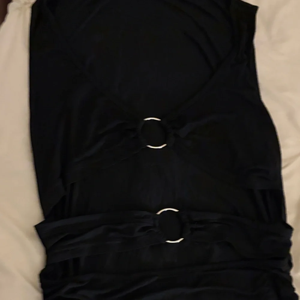 Black Strapless Dress w peekaboo design - Picture 3 of 3